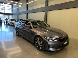 BMW - 320I - 2020/2021 - Cinza - R$ 213.900,00